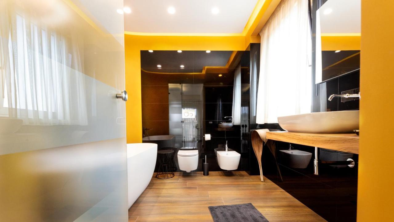 Zaffiro Lavico Rooms Etna Nature Sea Acireale Eksteriør bilde
